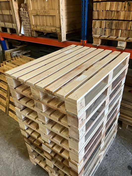 Hardwood pallets