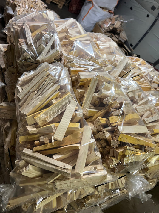 70 bags of Kiln Dried Kindling – Trading Packs