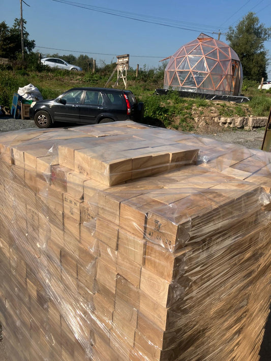 Hardwood cubes (plastic package)
