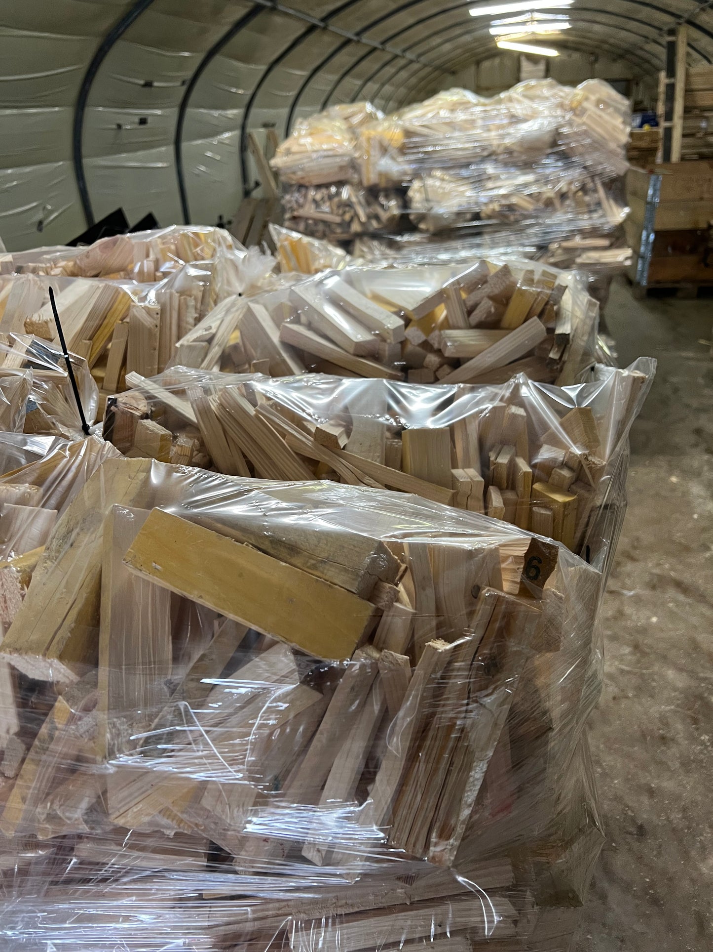 70 bags of Kiln Dried Kindling – Trading Packs