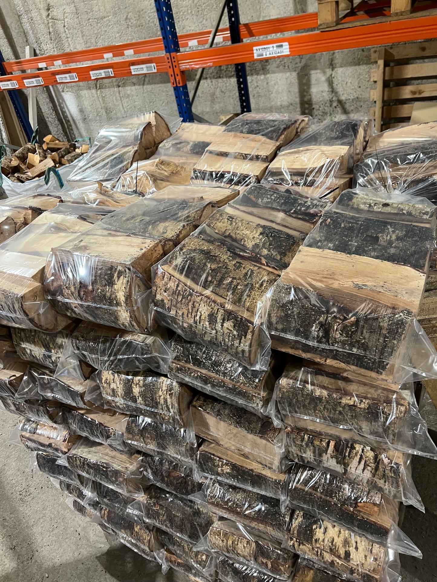 80 bags of Kiln dried birch