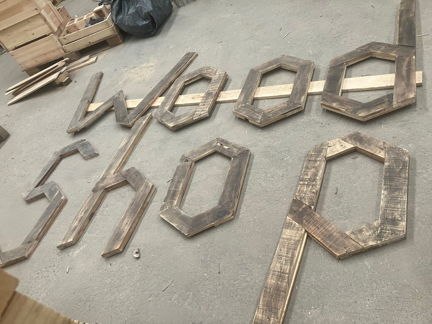 Pallet board plank